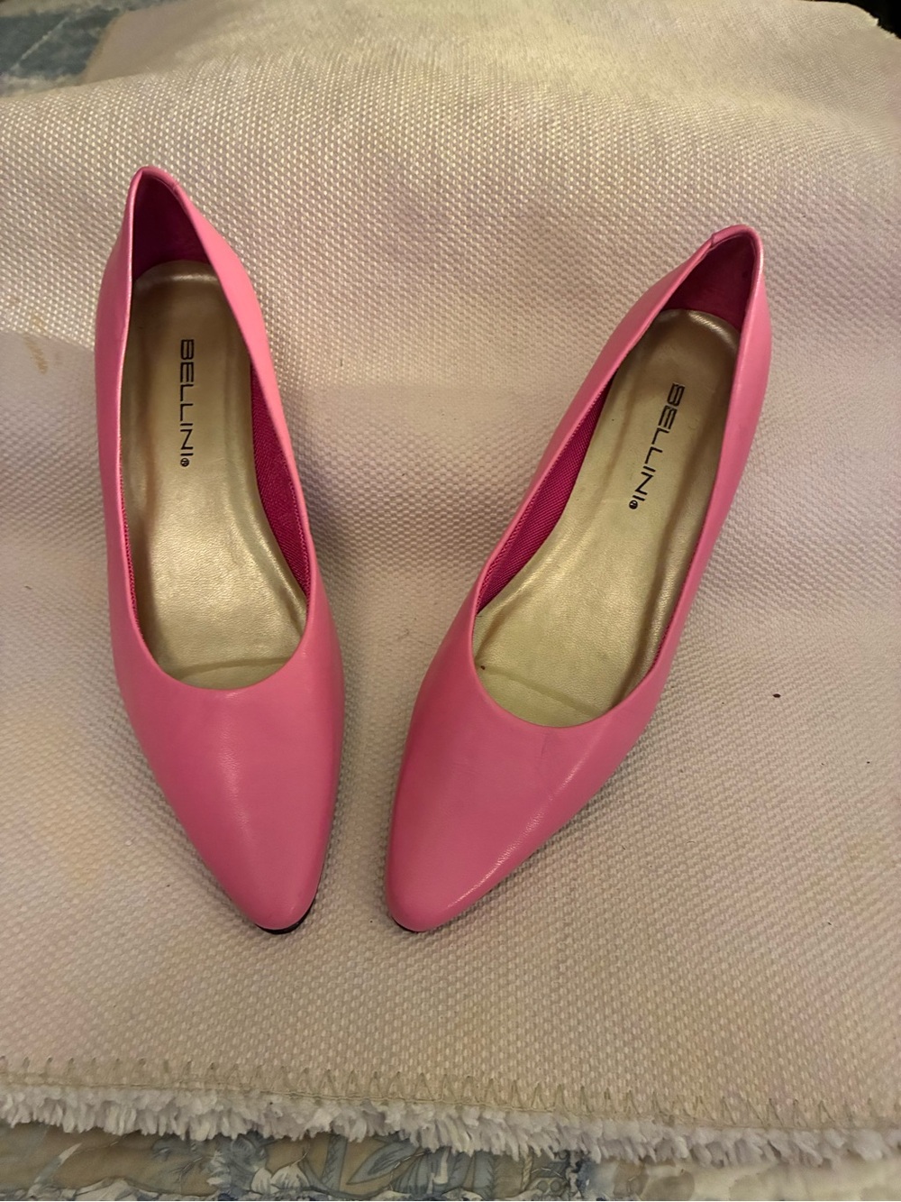 Bellini Pink Pointed-Toe Flats w/kitten heel for Women